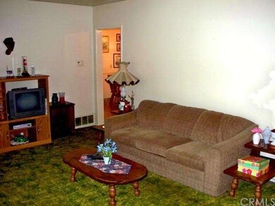 Living Room & Kitchen Entry