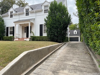 118 E Hollywood Ave, San Antonio, TX 78212 - photo 2