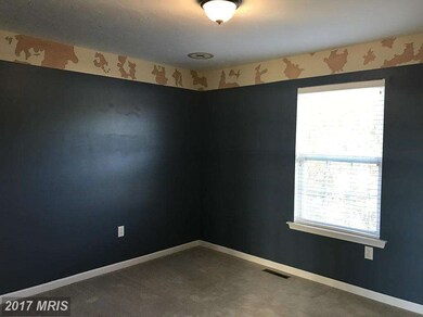 1401 Mallard Dr E, Chambersburg, PA 17202 - photo 4