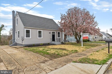 2809 Manoff Rd, Halethorpe, MD 21227 - photo 2