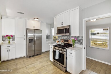 2728 Byron St, El Paso, TX 79930 - photo 4