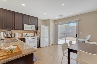 Large and functional kitchen