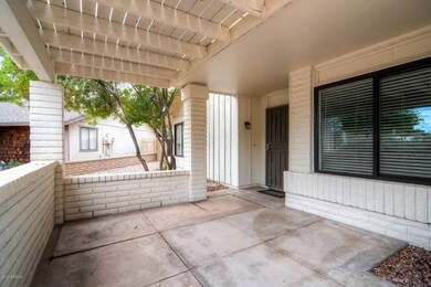 1864 S Standage Cir, Mesa, AZ 85202 - photo 2