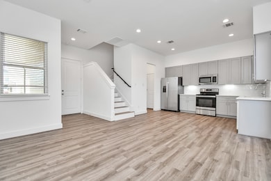 9028 Laverne Laurel Ln, Houston, TX 77080 - photo 7