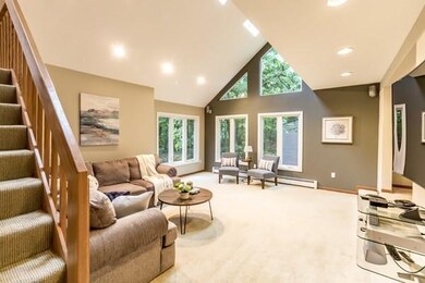 225 North St, Upton, MA 01568 - photo 4