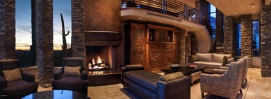 006_GRAND ROOM
