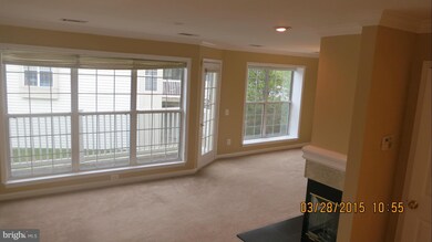 8210 Catbird Cir unit 201, Lorton, VA 22079 - photo 3