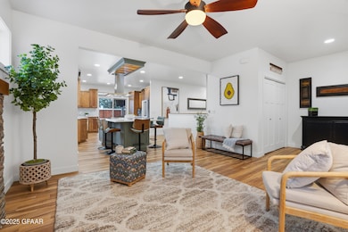 1516 Walnut St, Grand Forks, ND 58201 - photo 5