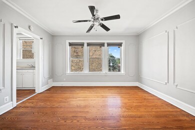 6451 N California Ave unit 3, Chicago, IL 60645 - photo 3