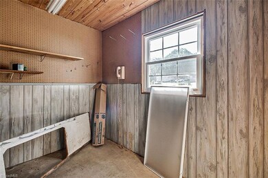 1555 Cliffwood Dr, Asheboro, NC 27205 - photo 4