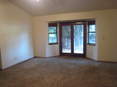 1865 El Verano St, Redding, CA 96002 - photo 7