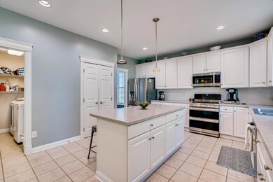 5037 Cloudberry Pass New-007-008-Kitchen