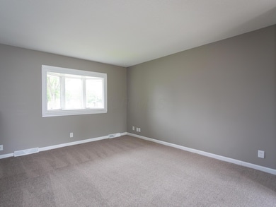 5019 Comstock Dr Columbus-5