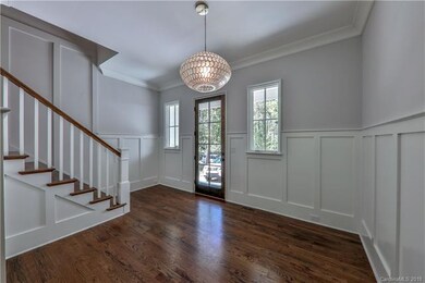 724 Ellsworth Rd, Charlotte, NC 28211 - photo 3