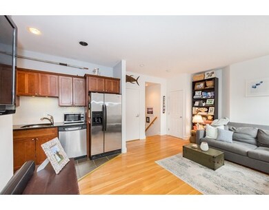 342 Commercial St unit 5, Boston, MA 02109 - photo 5
