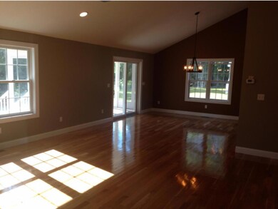 43 Laredo Ln, Rochester, NH 03868 - photo 5