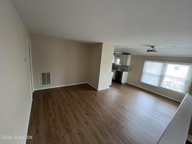 22 Cos Cob Ave unit B, Cos Cob, CT 06807 - photo 2