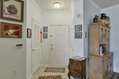 001_Foyer