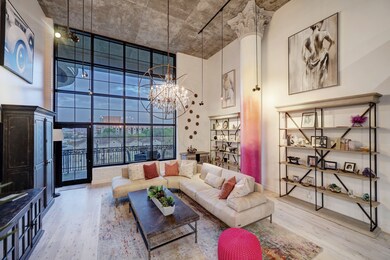 Grand windows for that dramatic downtown view.