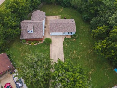 3539 W Mary Knoll Ct, Peoria, IL 61615 - photo 5