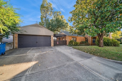 2704 E 16th St, Tulsa, OK 74104 - photo 7