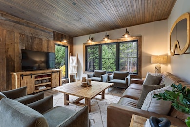 6 Patriots Drive, Newry