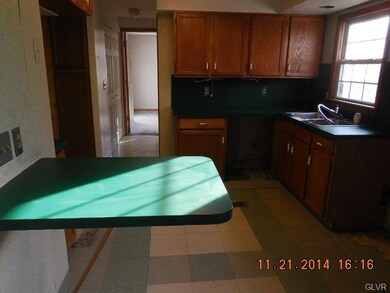267 Main St, Slatington, PA 18080 - photo 6