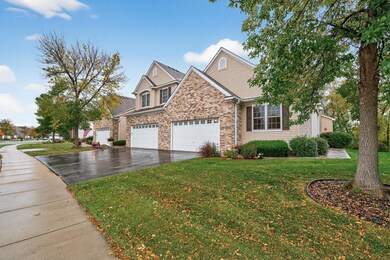 Spacious front yard.