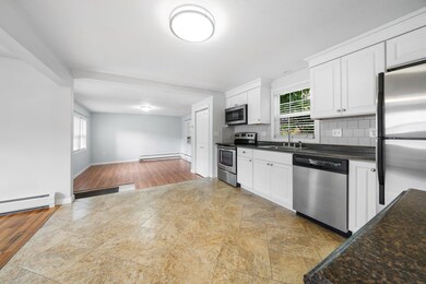 3 Maplewood unit A, Goffstown, NH 03045 - photo 3