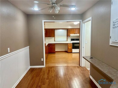 2011 Loxley Rd, Toledo, OH 43613 - photo 4