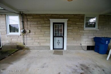 6010 Applegate Ln, Louisville, KY 40219 - photo 6