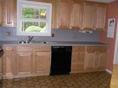 6 Scarlet Ln, Danvers, MA 01923 - photo 6