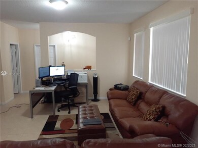 3011 Laurel Ridge Cir, Riviera Beach, FL 33404 - photo 5