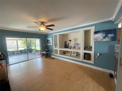 Large Family Room with built in entertainment shel