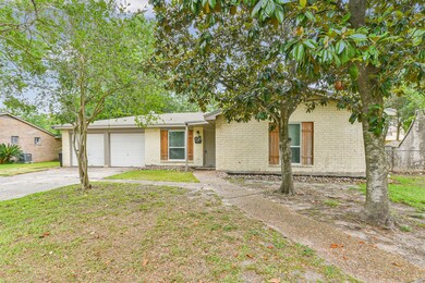 17115 Townes Rd, Friendswood, TX 77546 - photo 3