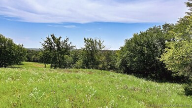 SUMMIT VISTA - 32.87 ACRES
