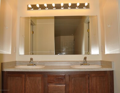 18 A Master Bath A