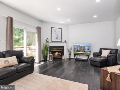 8706 Riverscape Ct, Odenton, MD 21113 - photo 6