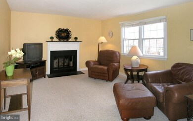 6215 Hidden Canyon Rd, Centreville, VA 20120 - photo 5