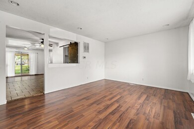 5012 Labelle Dr, Columbus, OH 43232 - photo 7