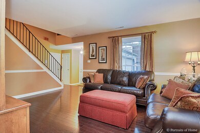 240 Bay Colony Dr, Naperville, IL 60565 - photo 2