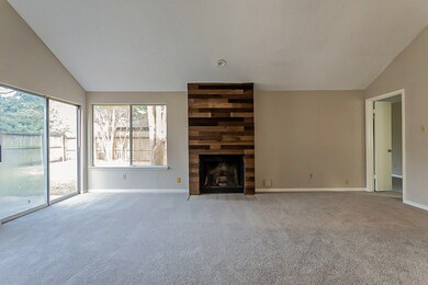 15426 Sterling Lake Dr, Houston, TX 77095 - photo 5