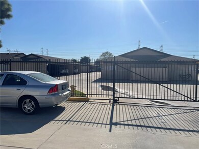 9932 Cedar St, Bellflower, CA 90706 - photo 5