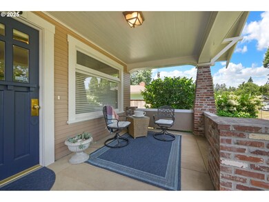 1306 Bogart Ln, Eugene, OR 97401 - photo 5