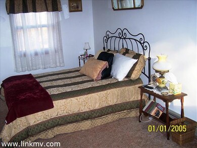 34 Pilgrim Rd, Edgartown, MA 02539 - photo 6