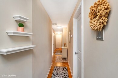 4830 N Hoyne Ave unit 3, Chicago, IL 60625 - photo 7