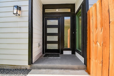 7020 Eastwood St unit A, Houston, TX 77021 - photo 2