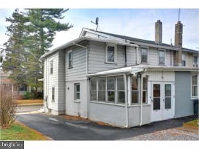 328 Fairview Rd, Woodlyn, PA 19094 - photo 2