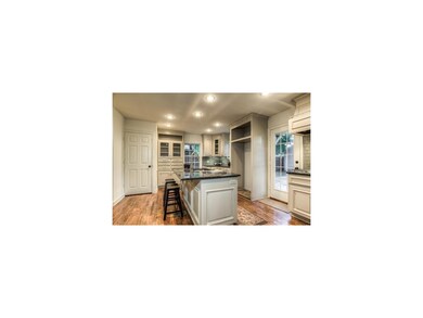 Fab Kitchen w/Granite Island