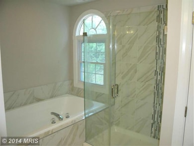 21510 Manor View Cir, Germantown, MD 20876 - photo 6